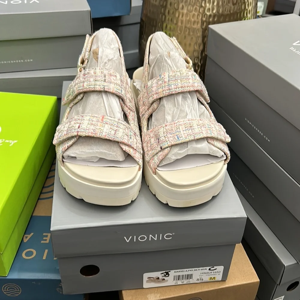 Vionic Marselle Women's Adjustable Lug Comfort Sandal - Picture 3 of 16
